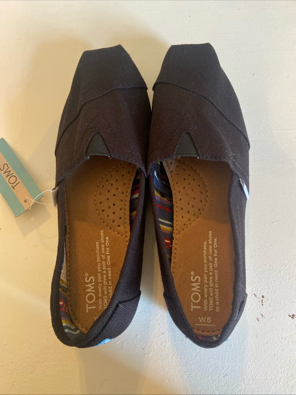 Toms Women's Slip-On Canvas Flats — Black